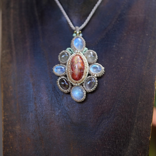 お花☆立体 カンテラオパール マクラメネックレス2114 ネックレス