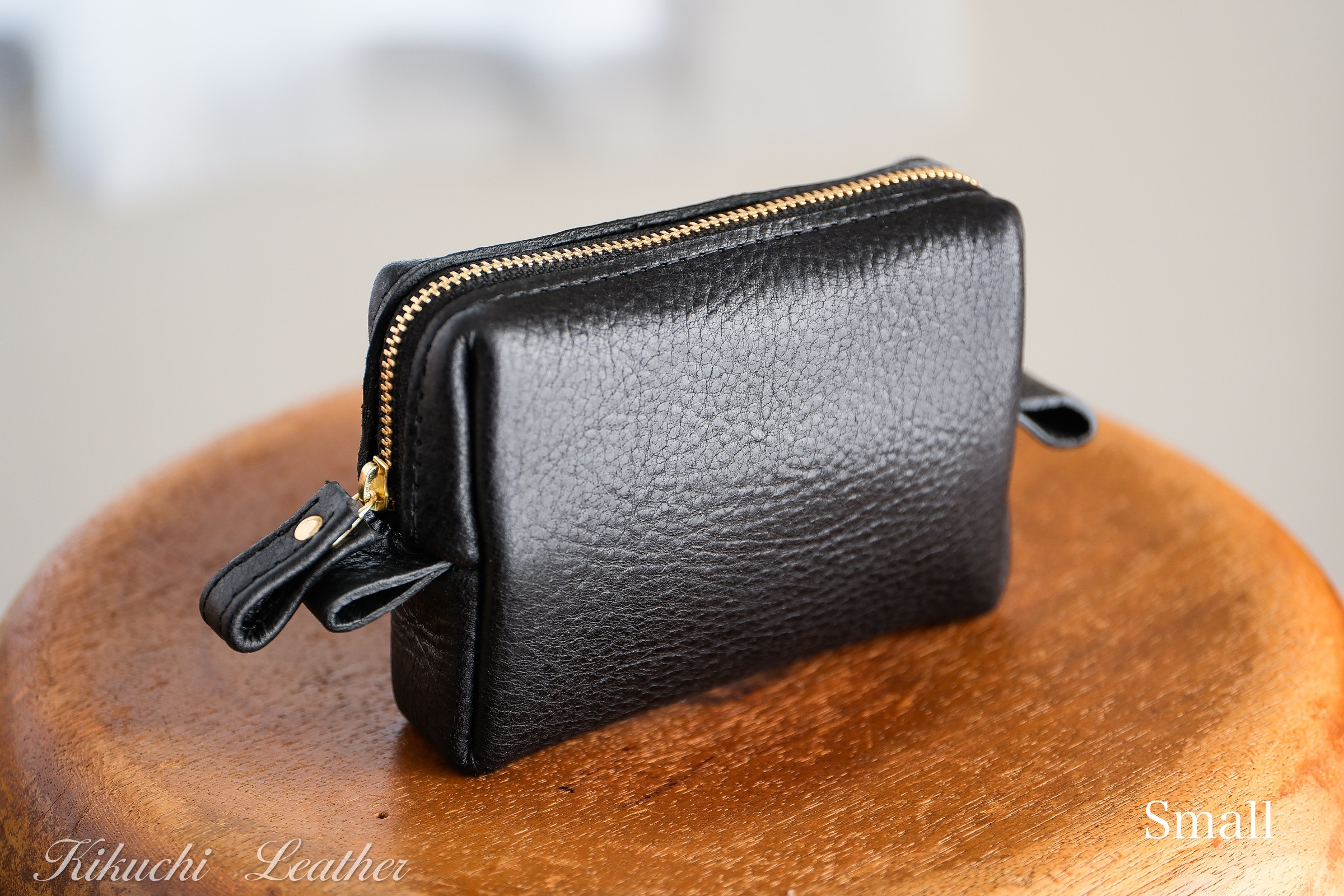 《GINO》ボックスファスナーポーチ（for Camera & Gadget）《3colors》Sサイズ