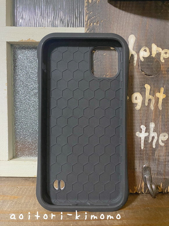 ペットの似顔絵ボード大とiPhoneグリップケースのセット 5枚目の画像