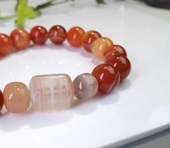 オレンジレッドオニキス　パワー天然ストーン☆守護ブレス 3枚目の画像