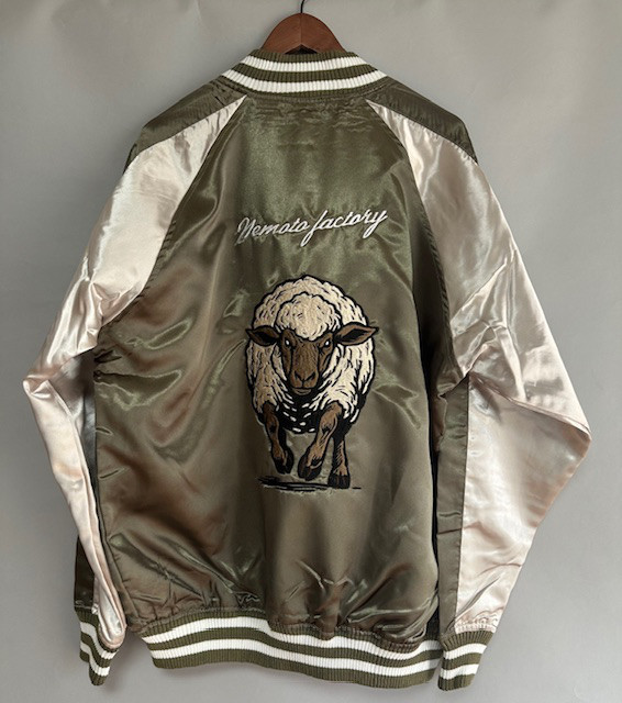 スカジャン「羊」オリジナルデザイン・ミシン刺繍（４Lサイズ）