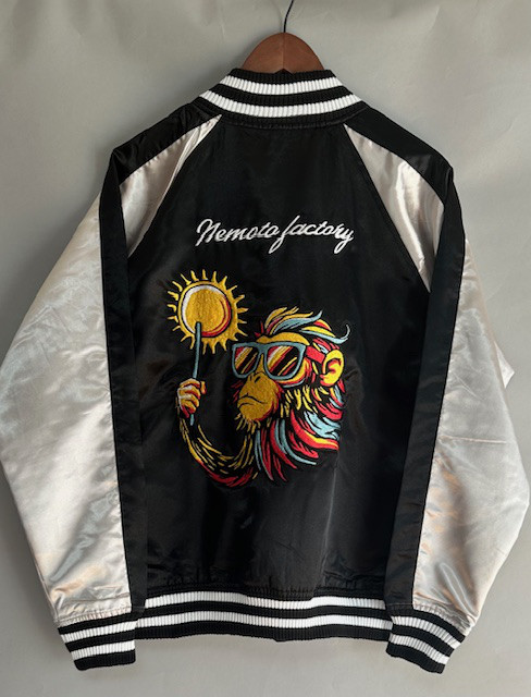 スカジャン「太陽猿」オリジナルデザイン・ミシン刺繍（Lサイズ）