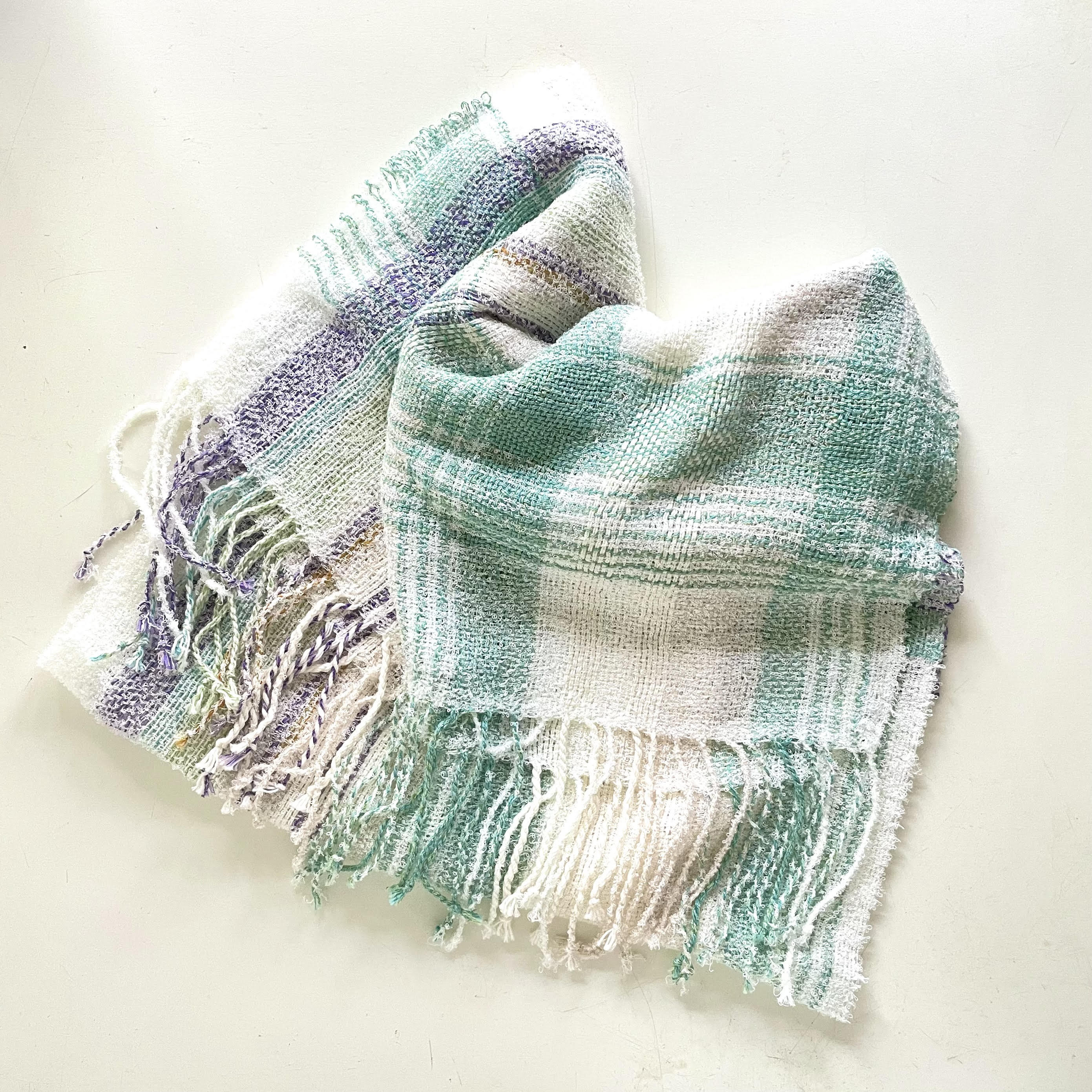 手織りのストール～グリーンとパープル