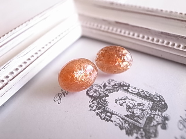 サンストーン　オーバルピアス　高品質１４ｋｇｆ