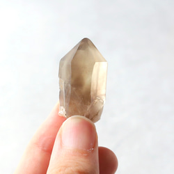スモーキーエレスチャルクォーツ 高品質 希少 鉱物 天然石 水晶 黒