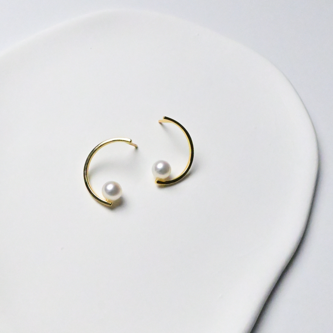 ☆秋冬新作☆淡水パール×silver925 カジュアル シンプル【パールムーンピアス】