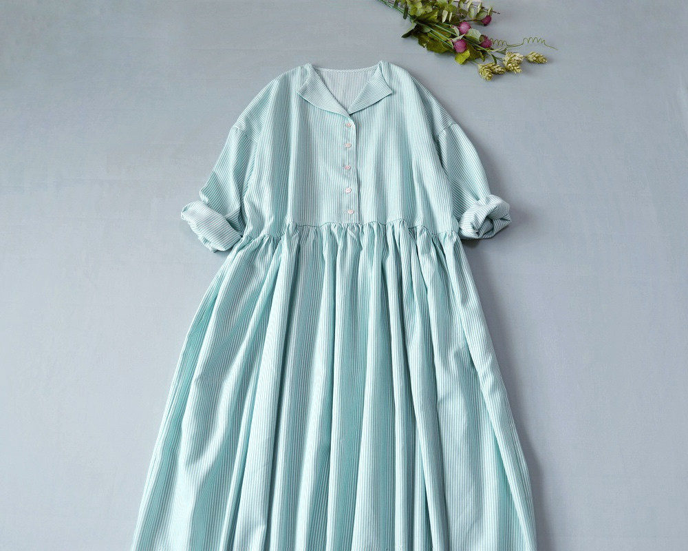 コットン100%ストライプシンプルな大人可愛い長袖ワンピース♪