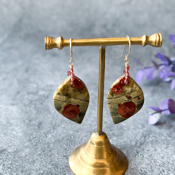 14kgf*秋色*大ぶりピーナッツオブシディアンのリーフピアス／イヤリング*1点物 5枚目の画像