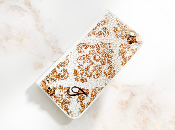 手帳型iPhone17proスワロフスキー ダマスクビ ジューゴールドデコレーションスマホケース 10枚目の画像