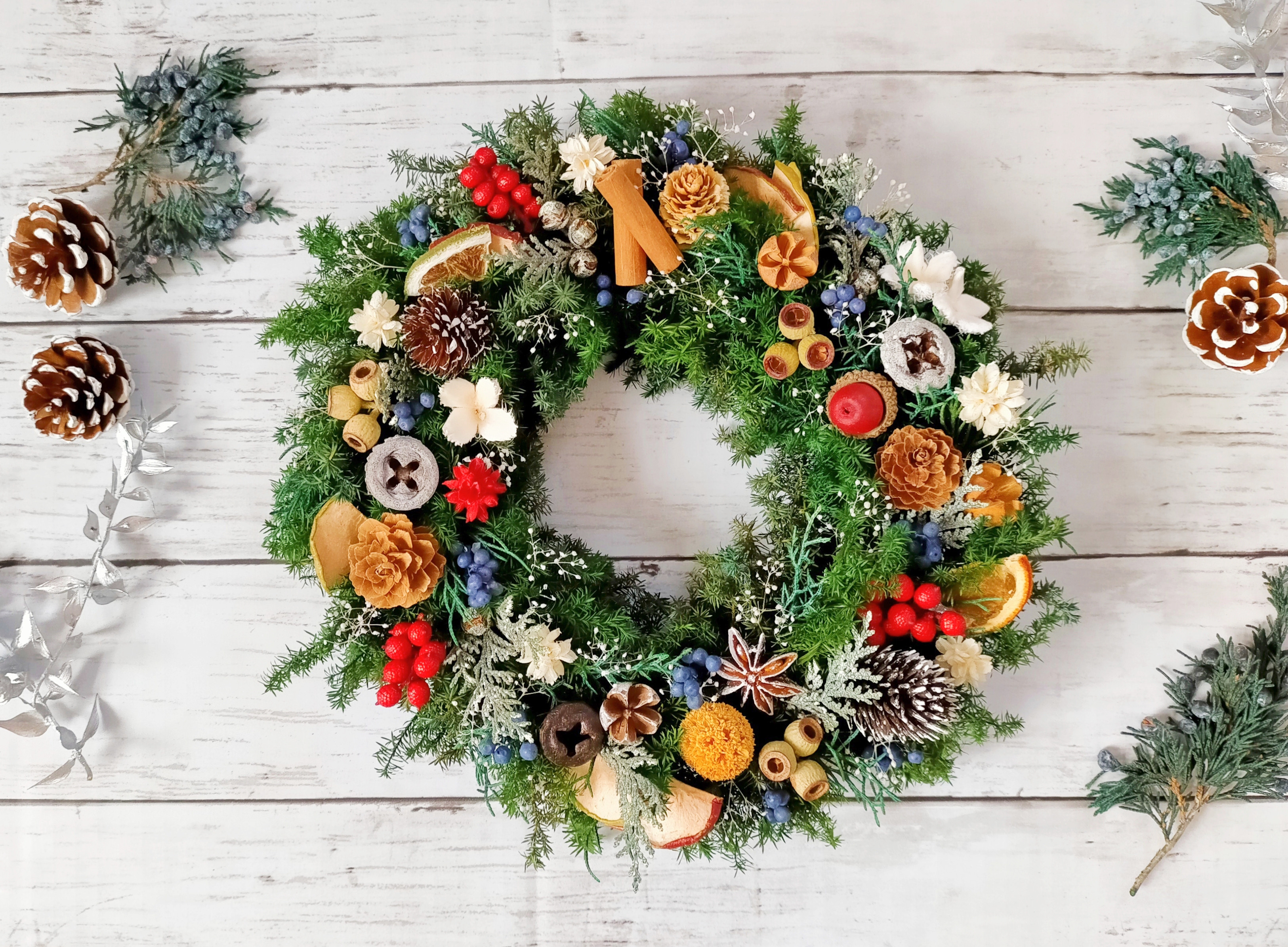 大人かわいいリース＊森の香り・木の実が詰まった華やかリース＊一年中飾れるプリザリース