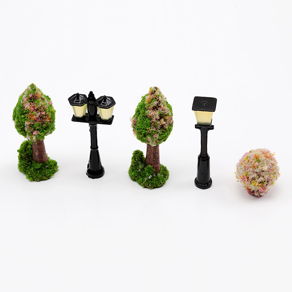 A5970  4個 ミニチュア 街灯 あかり 電灯 装飾 小物 ドールハウス 樹脂パーツ 全4種 2x（2ヶ） 4枚目の画像