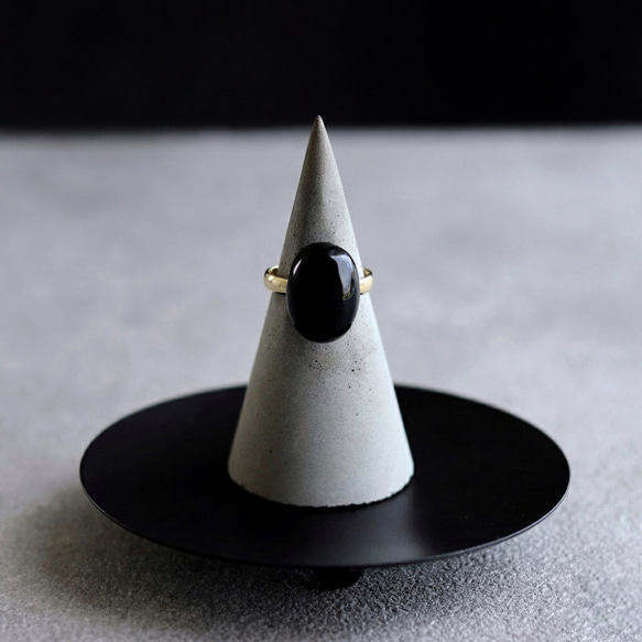 石を愉しむ漆黒のモリオンリング 3枚目の画像