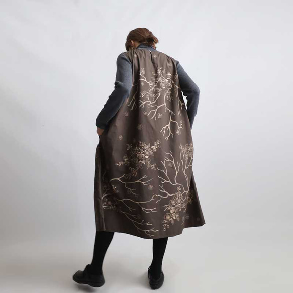 新作　芸術の秋　手描きART　和画衣　梅花　 脇下タック入 ロング ワンピース K38B 4枚目の画像