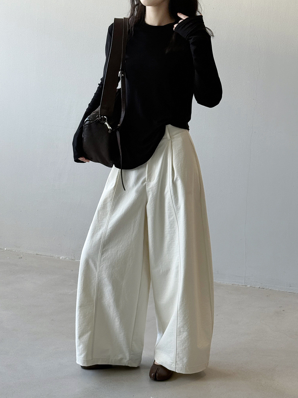 秋新作レディースルーズストレートワイドレッグ鎌型パンツ【返品・交換可】品質最優先25-332