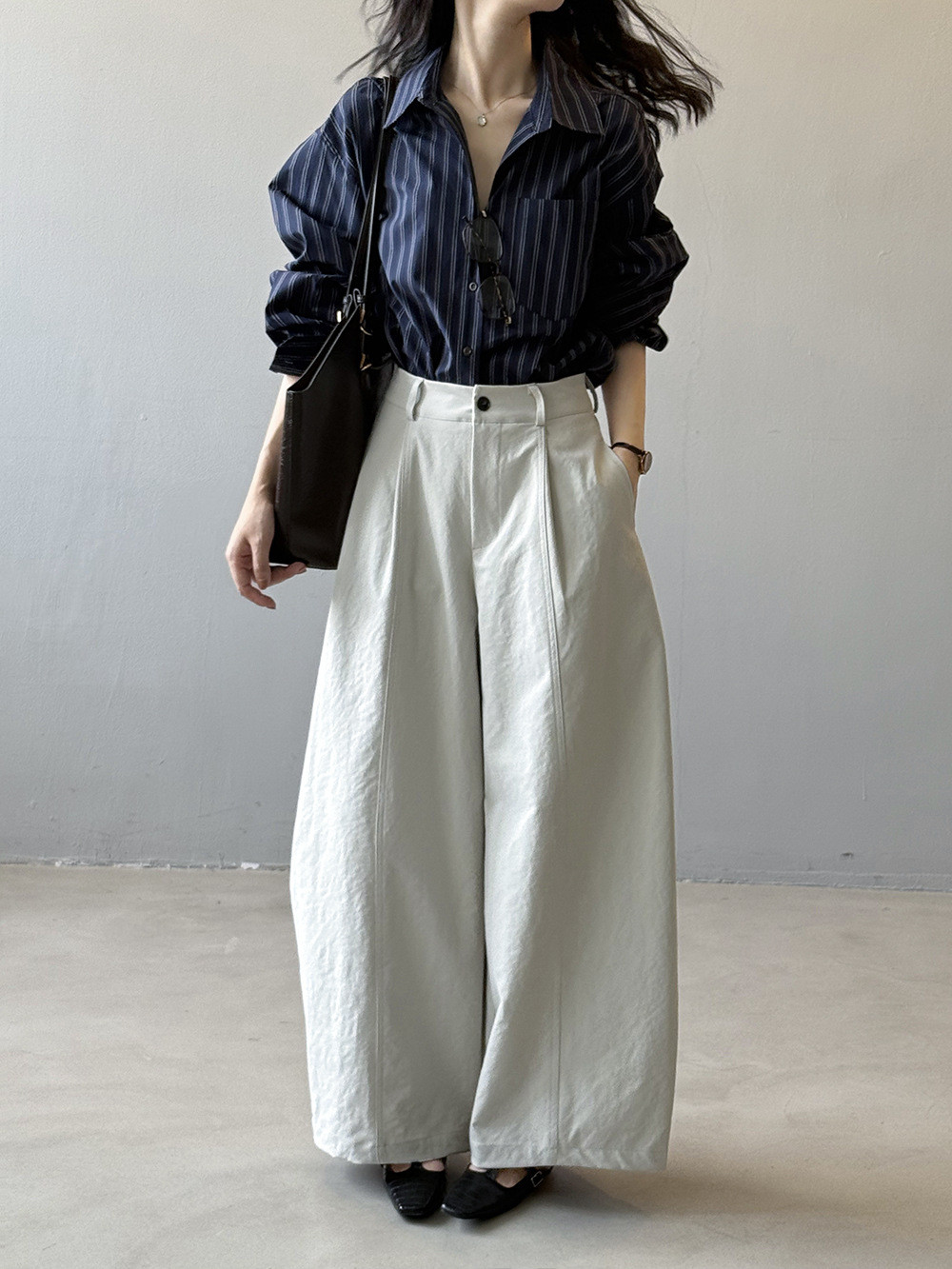 秋新作レディースルーズストレートワイドレッグ鎌型パンツ【返品・交換可】品質最優先25-332