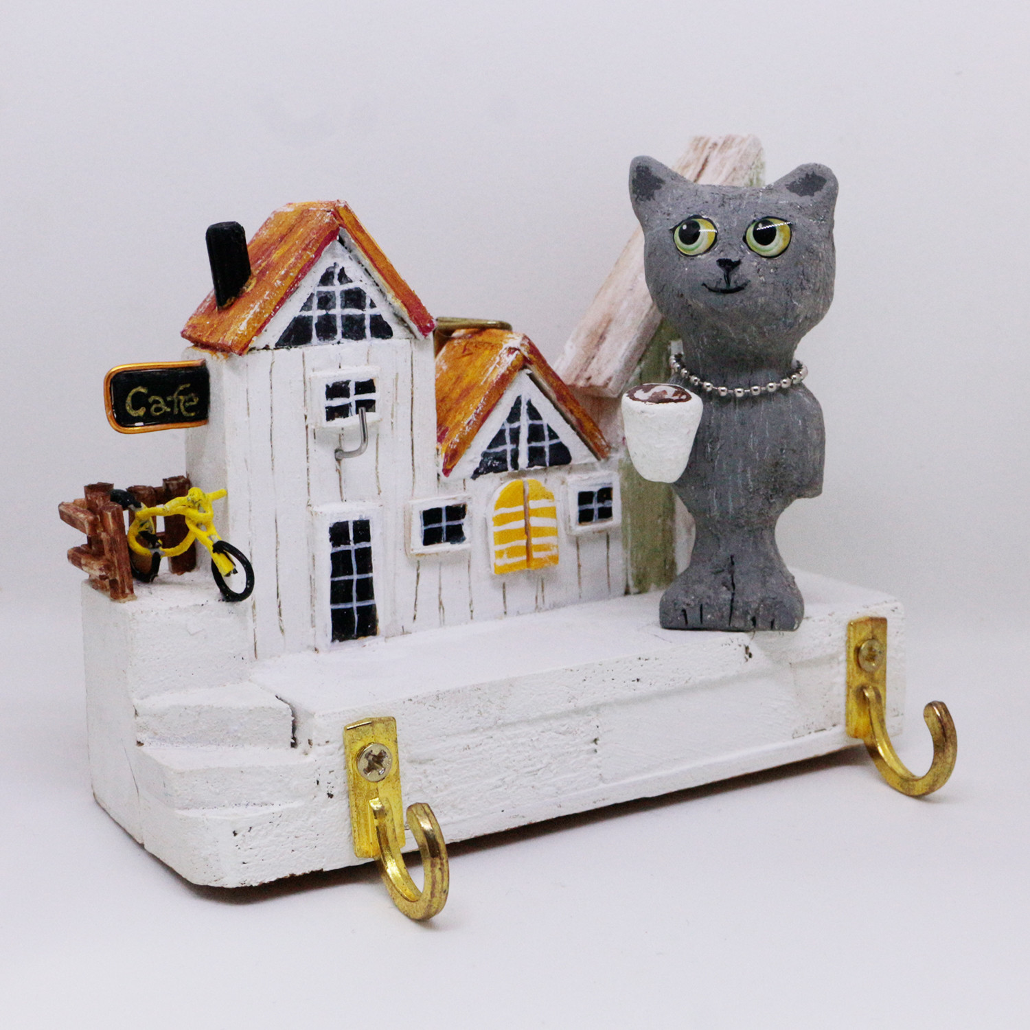 猫とミニチュア　ハウス　田舎のカフェ