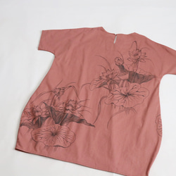 新作　芸術の秋　手描きART　和画衣　”蓮は泥より出でて泥に染まらず”　一枚布　ワンピース K40 12枚目の画像