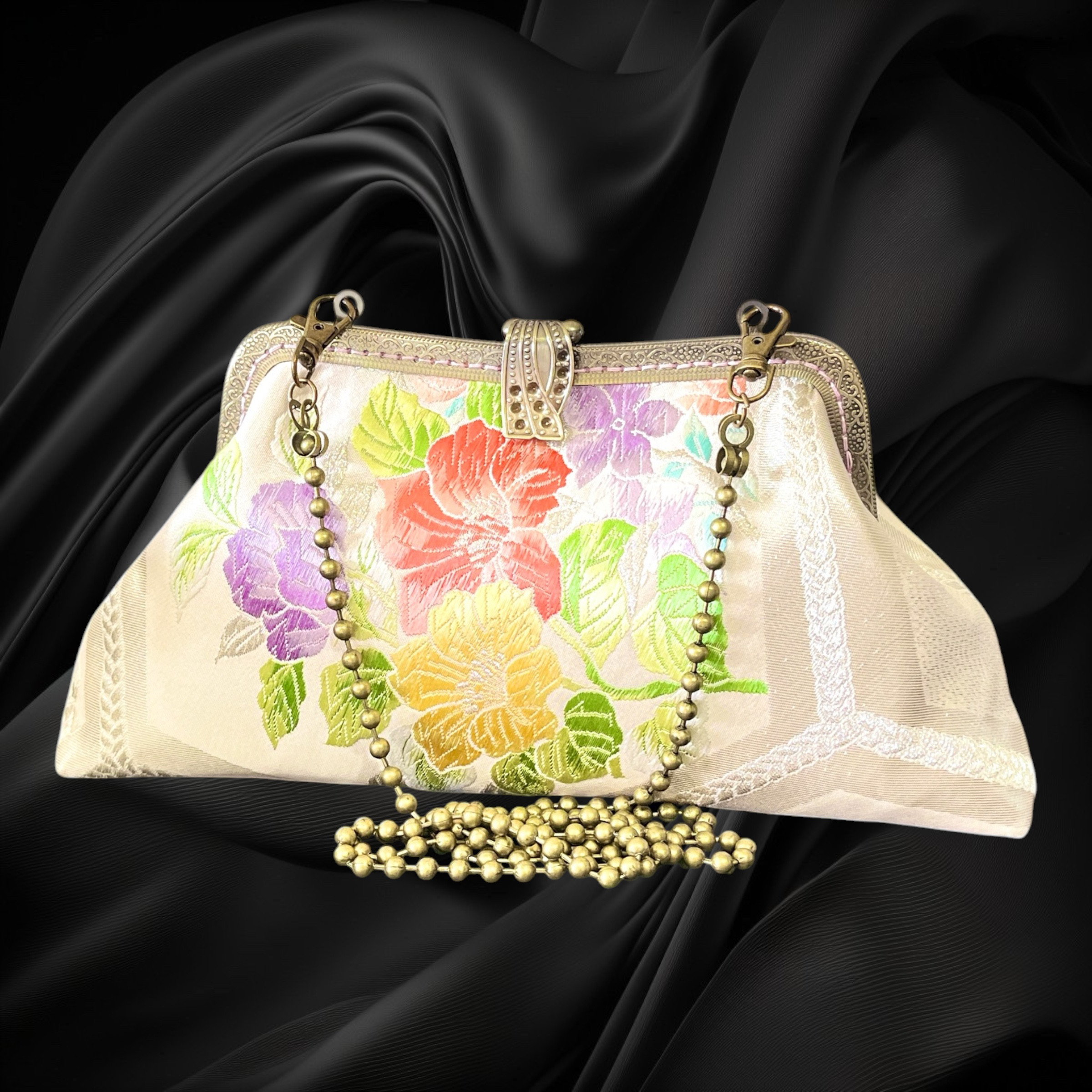 着物リメイクバッグ　着物オリジナルバッグ　和柄ハンドバッグ　和モダン　がま口バッグ和風ショルダーバッグ[No.1530]