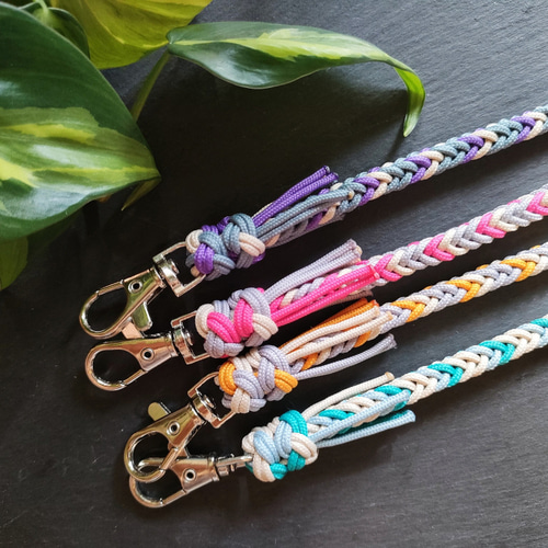 パラコード スマホストラップ ～8Strand Square Braid ☆ Diamond Knot