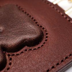 くまちゃんブラウニーパスケース（本革製）／お菓子な革小物 10枚目の画像