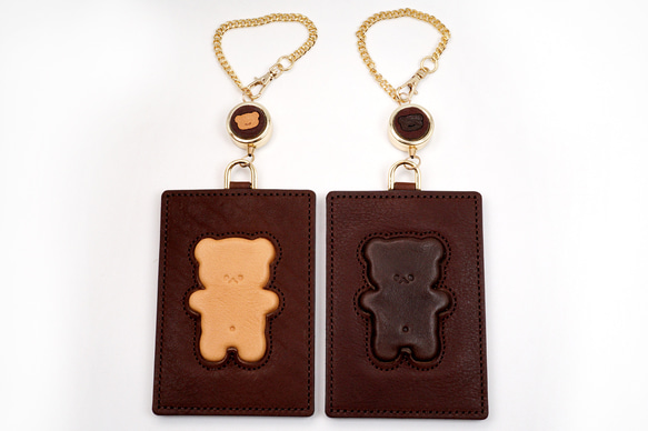 くまちゃんブラウニーパスケース（本革製）／お菓子な革小物 2枚目の画像