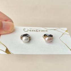 【金具が選べる】京焼　金継ぎ　ピアス　イヤリング　手書き　絵付け　花柄　黒色　淡水パール　天然石　伝統工芸　＃337 5枚目の画像