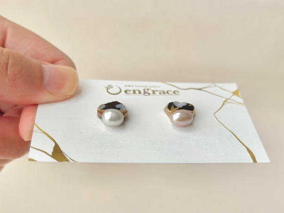 【金具が選べる】京焼　金継ぎ　ピアス　イヤリング　手書き　絵付け　花柄　黒色　淡水パール　天然石　伝統工芸　＃337 5枚目の画像