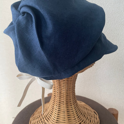 肌に優しい　デニムブルーのキャスケット 1枚目の画像