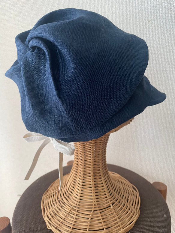 肌に優しい　デニムブルーのキャスケット 1枚目の画像