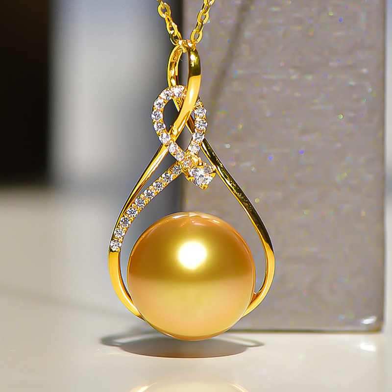 ルミナ 11-14mm 天然南洋ゴールドパールペンダント、18Kゴールドネックレス、豊かなゴールドトーンのバックインレイ、明るい
