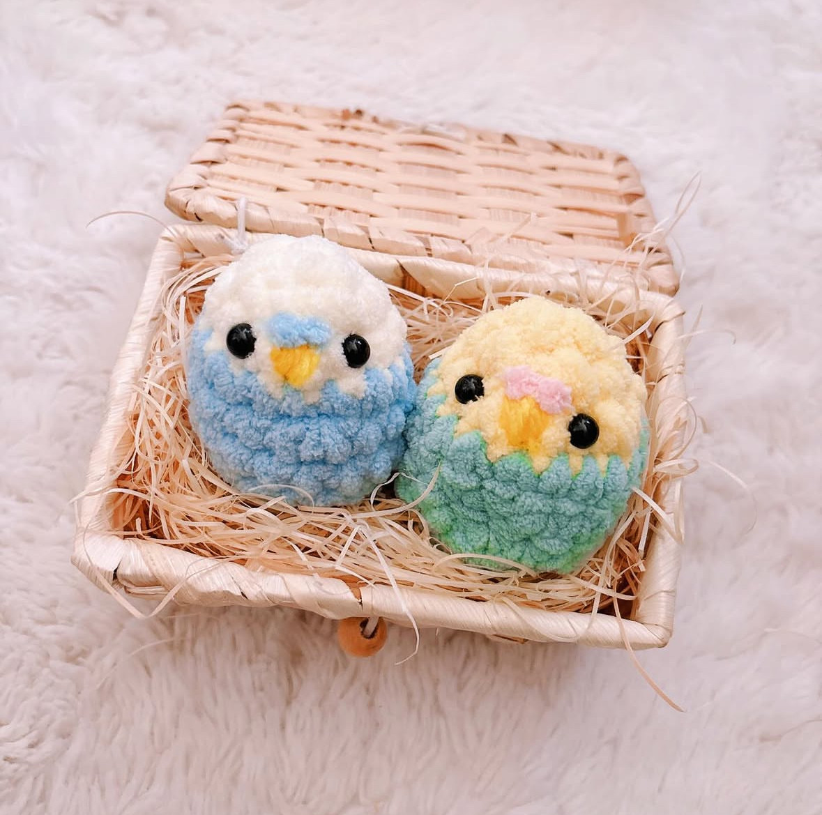 〈ちぃ〉 編みぐるみ　セキセイインコ　オカメインコ