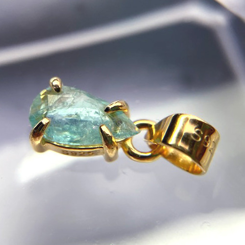 パライバトルマリン ペンダントトップ 0.23ct ペンダントトップ Cerene