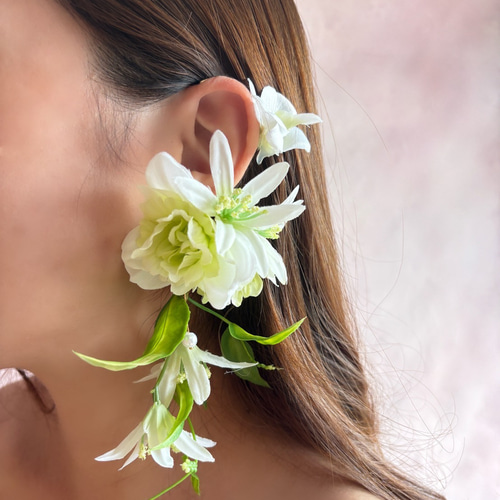 結婚式ブーケ&ブートニア　フラワーイヤーカフ 𝑌𝑢𝑘𝑖𝑛𝑎 / 𝑓𝑙𝑜𝑤𝑒𝑟 𝑑𝑒𝑠𝑖𝑔𝑛𝑒𝑟〖 ブーケ