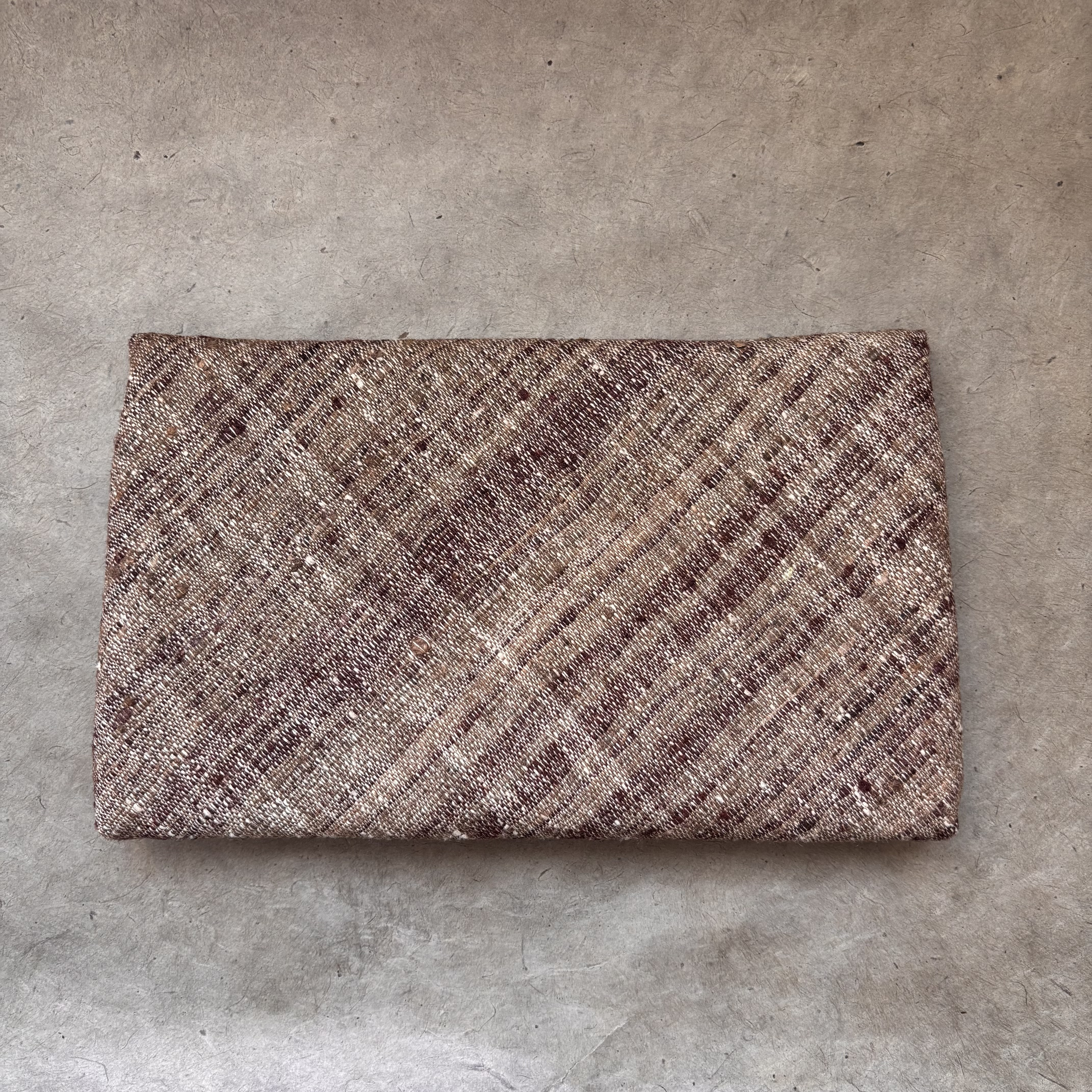 数奇屋袋　＊上品なタッサーシルク＊バックインバック＊個性的