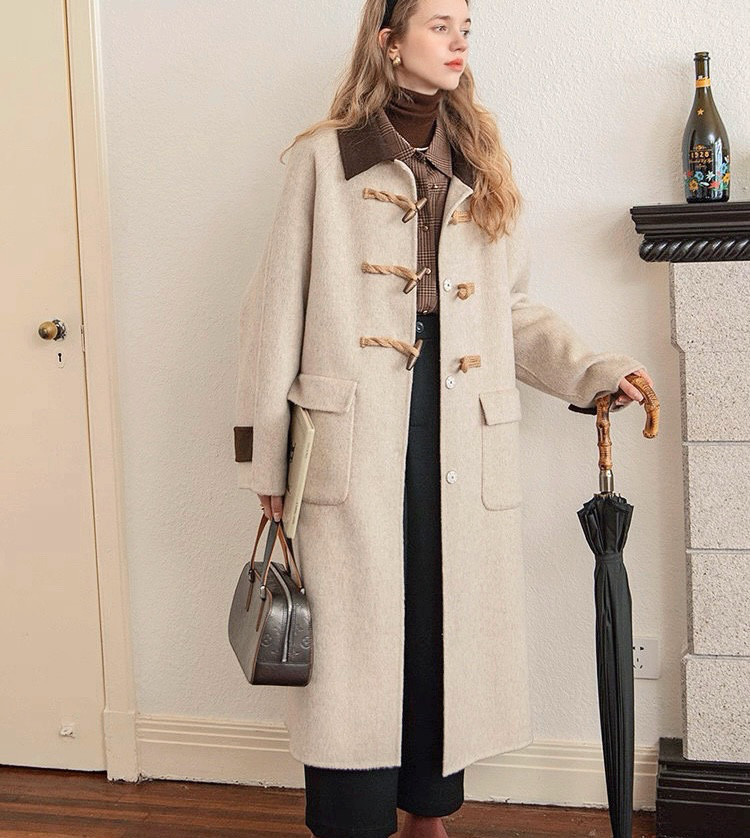 【残1点即納廃版のためSale‼️】綺麗め色キャメルウール混　エレガント手縫いダッフルコート　ゆったりシルエット