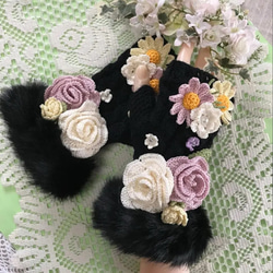 ピンクローズのトートバッグ【ブラック】☆持ち手付き 薔薇 編み物