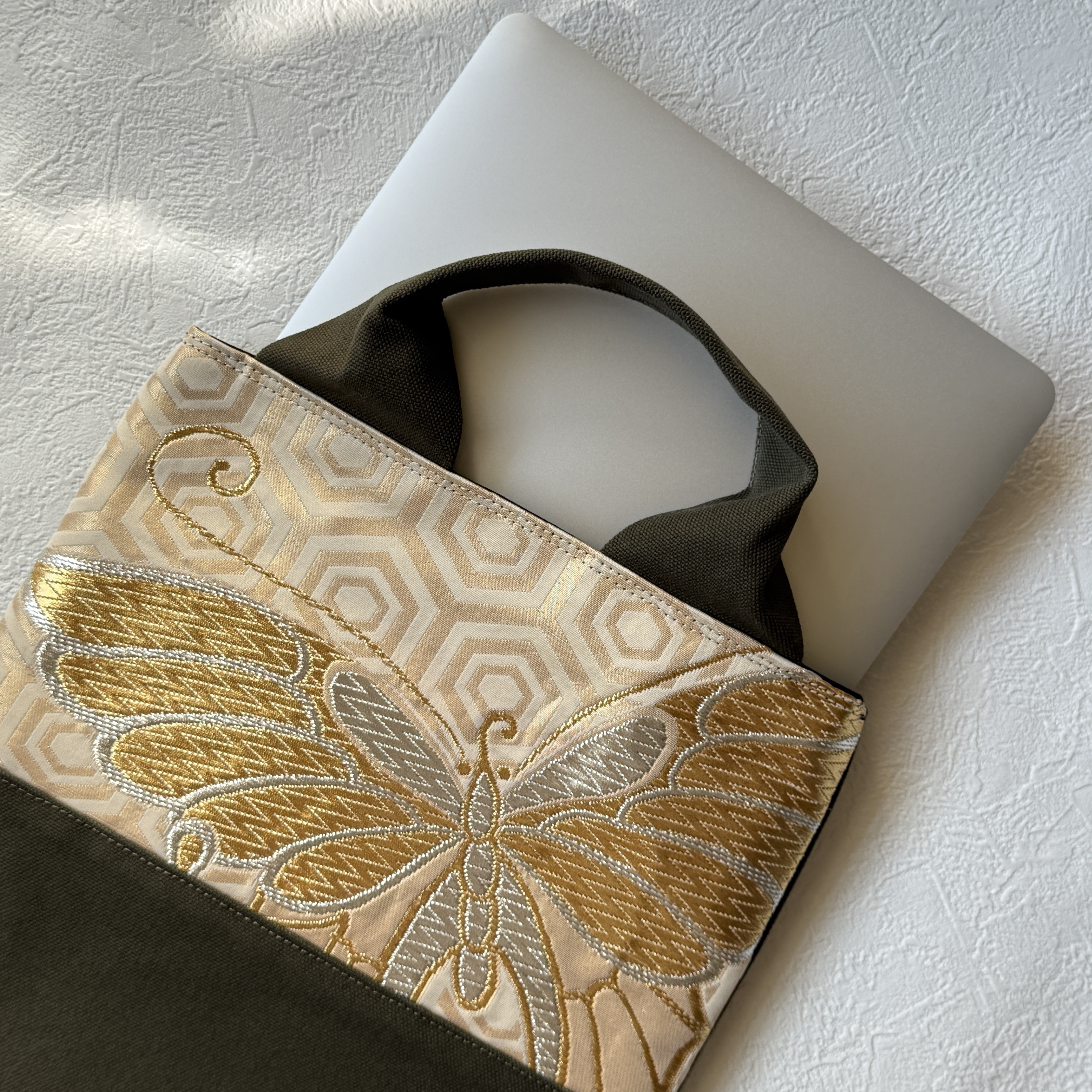 一点物 日本の伝統美 帯バッグ 帯✖️帆布 バッグinバッグ モスグリーン ノートPCケース 帆布 A4対応 バッグ 蝶