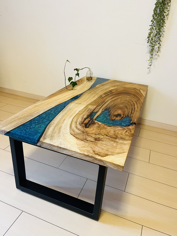 ローテーブル レジンテーブル　リバーテーブル　一位の木　アイアンテーブル レジンテーブル リバーテーブル ローテーブル アイアンテーブル