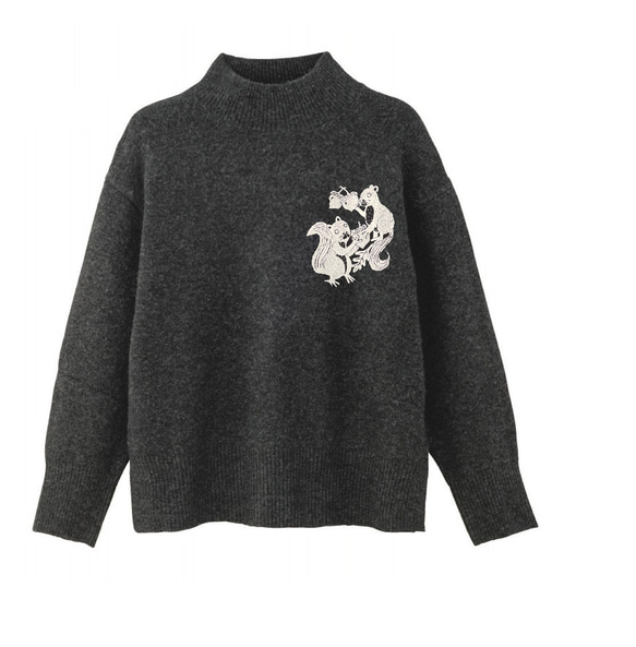 リスさん柄 レディースハイネックニット ニット・セーター