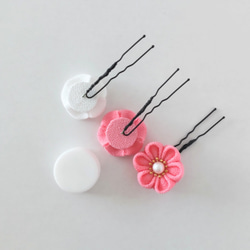 【現品限り特価】つまみ細工 髪飾り 桃色×白＊七五三/成人式/卒業式//和装/着物/袴/浴衣/Uピン 5枚目の画像