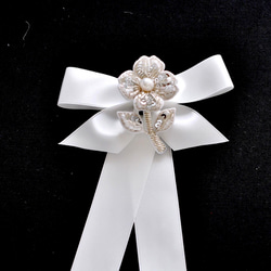 大人可愛い花のブローチ　オートクチュール刺繍 9枚目の画像