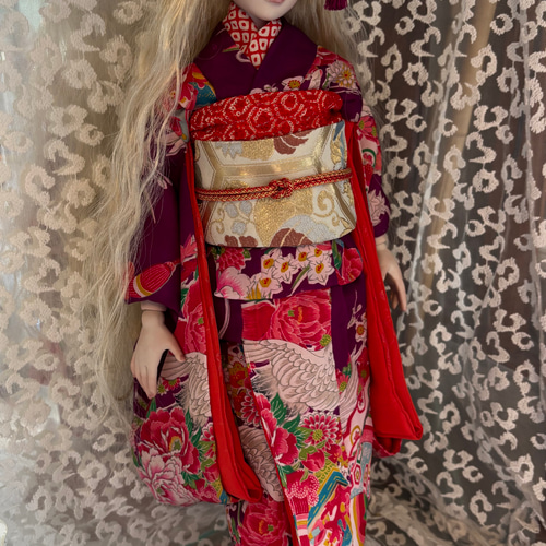 創作創作球体関節ビスクドール人形 紫色のアンティーク着物の女の子