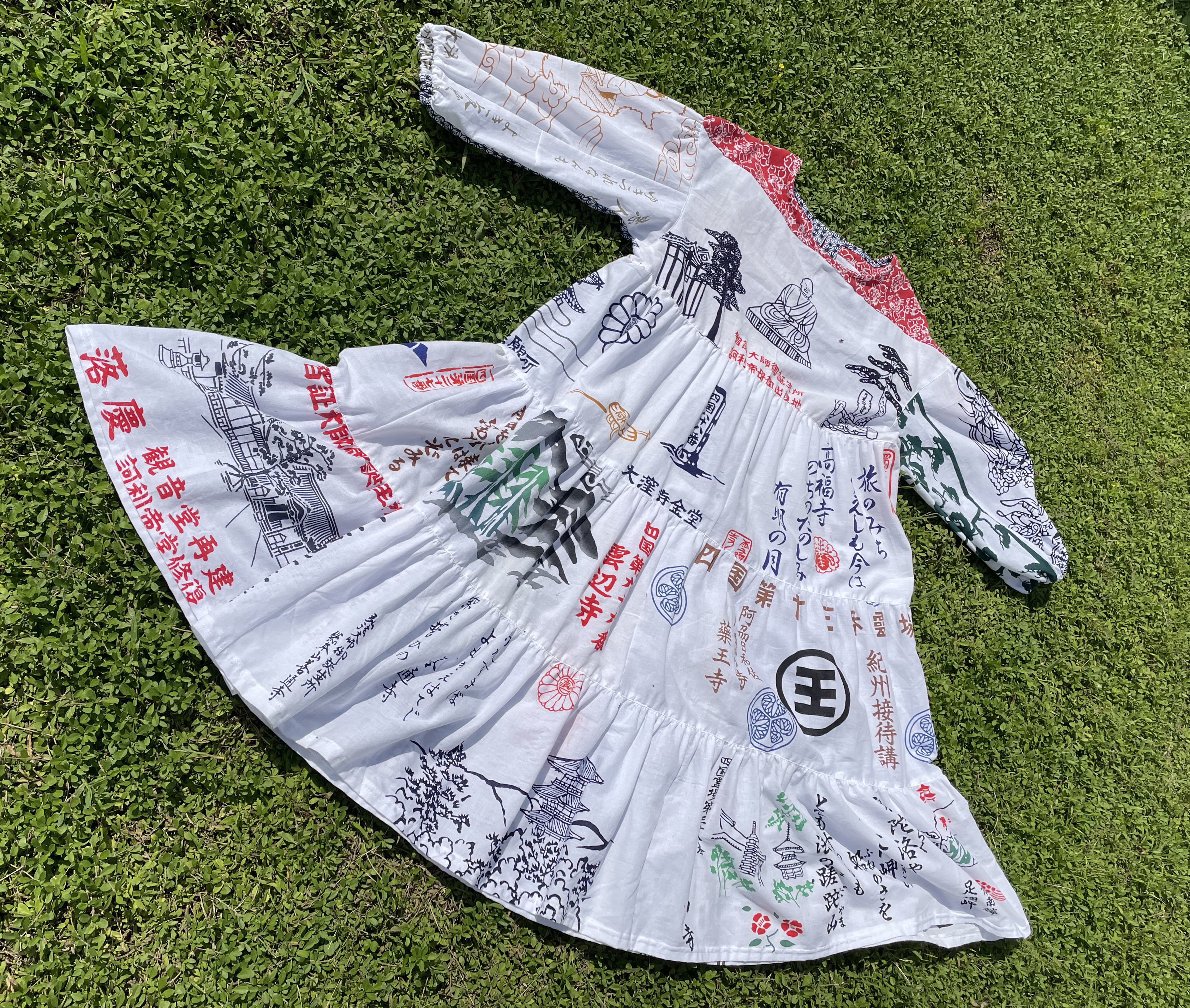 手拭いワンピース　手ぬぐいワンピース　パッチワーク　ティアードワンピース　ギャザーワンピース　お遍路てぬぐい　リメイク