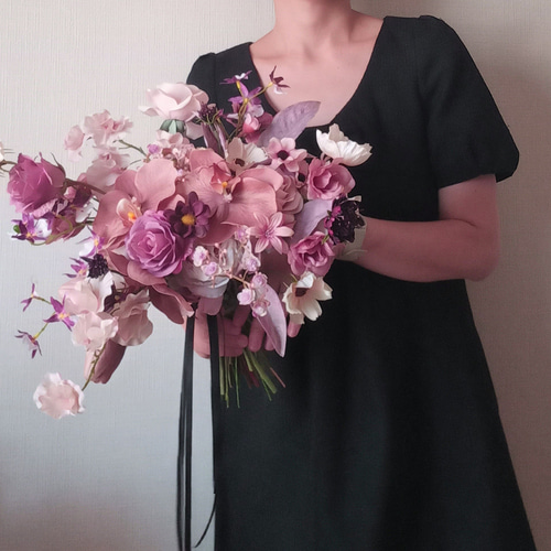 モーヴピンク　バラ　リボン　ウェディングブーケ　アーティフィシャルフラワー モーヴピンク バラ リボン ウェディングブーケ アーティフィシャル