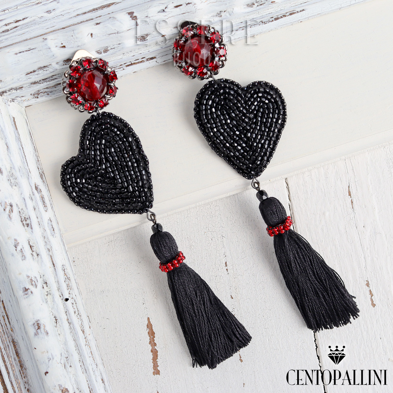 【1225】ハートとタッセルのピアスイヤリング 1225】ハートとタッセルのピアスイヤリング