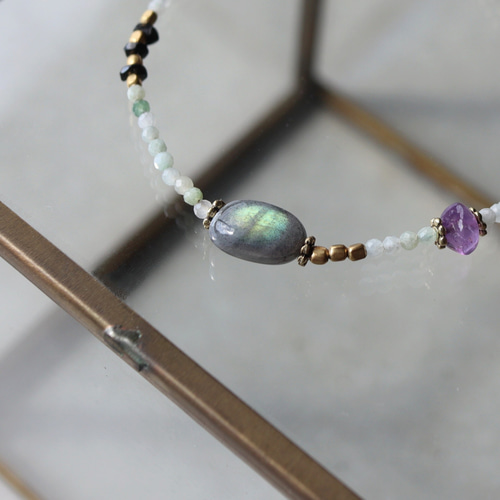 翡翠 × ラブラドライト × アメジスト × ブラックトルマリン × インド鈴