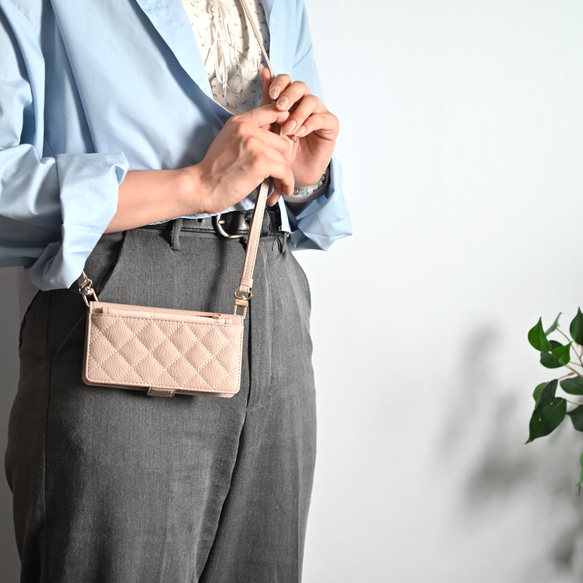 多機種対応 ミラー付き スマホケース 手帳型 【 キルティング コインケース付き 】 サイドマグネット AA99A 14枚目の画像