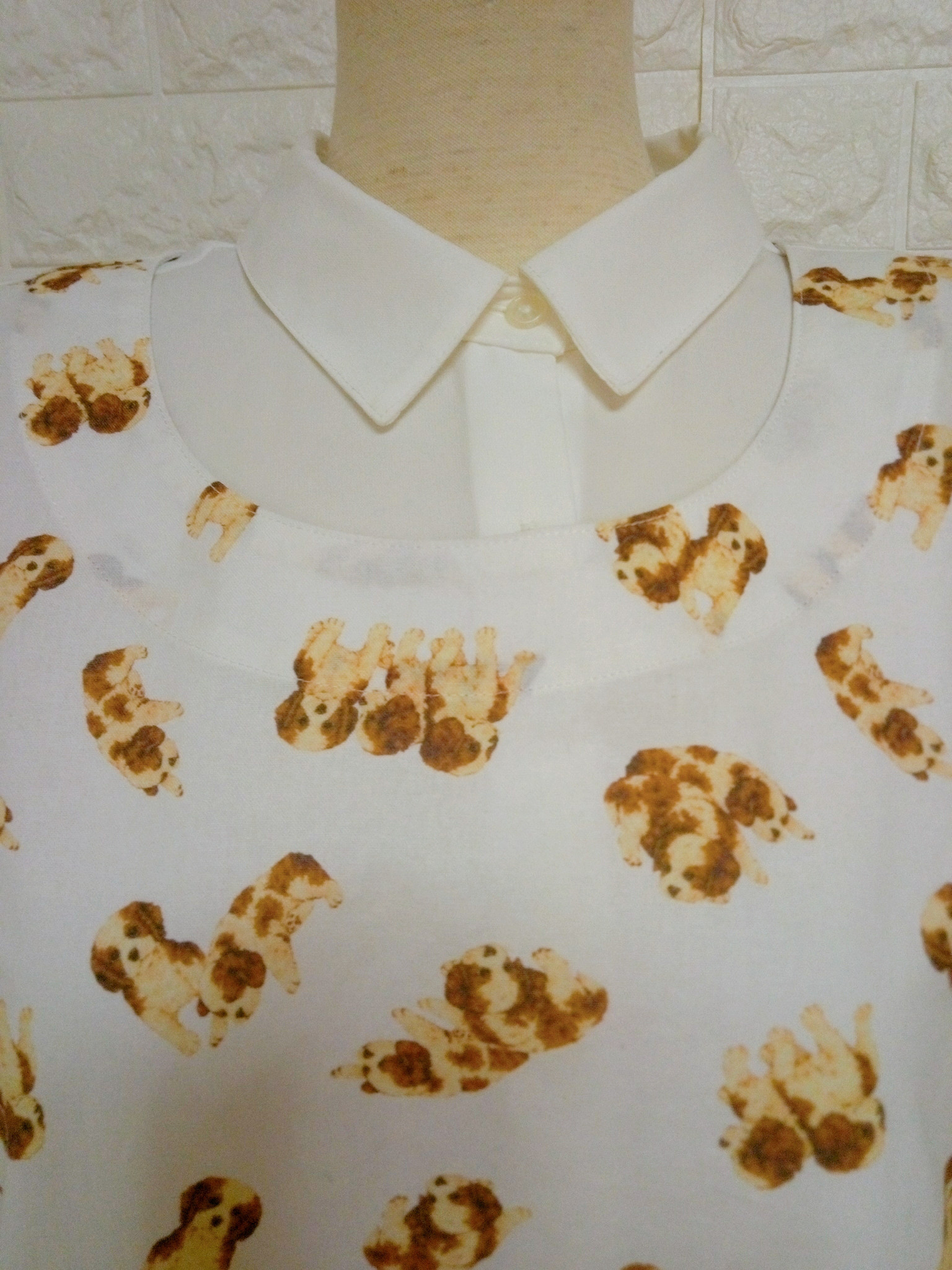 薄地さわやかな アイボリー 地 に キャバリア ✨ おしゃれ 割烹着☆/家事仕事も楽しく♪