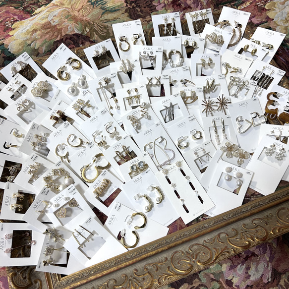 数量限定◆7点セット◆AKKA'sオリジナル福袋￥21000相当　イヤリング　ピアス　樹脂イヤリング　樹脂ピアス　金アレ 1枚目の画像