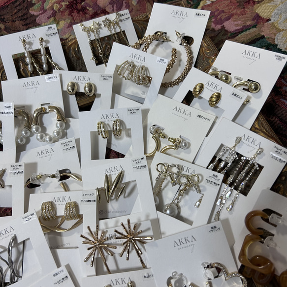数量限定◆7点セット◆AKKA'sオリジナル福袋￥21000相当　イヤリング　ピアス　樹脂イヤリング　樹脂ピアス　金アレ 2枚目の画像